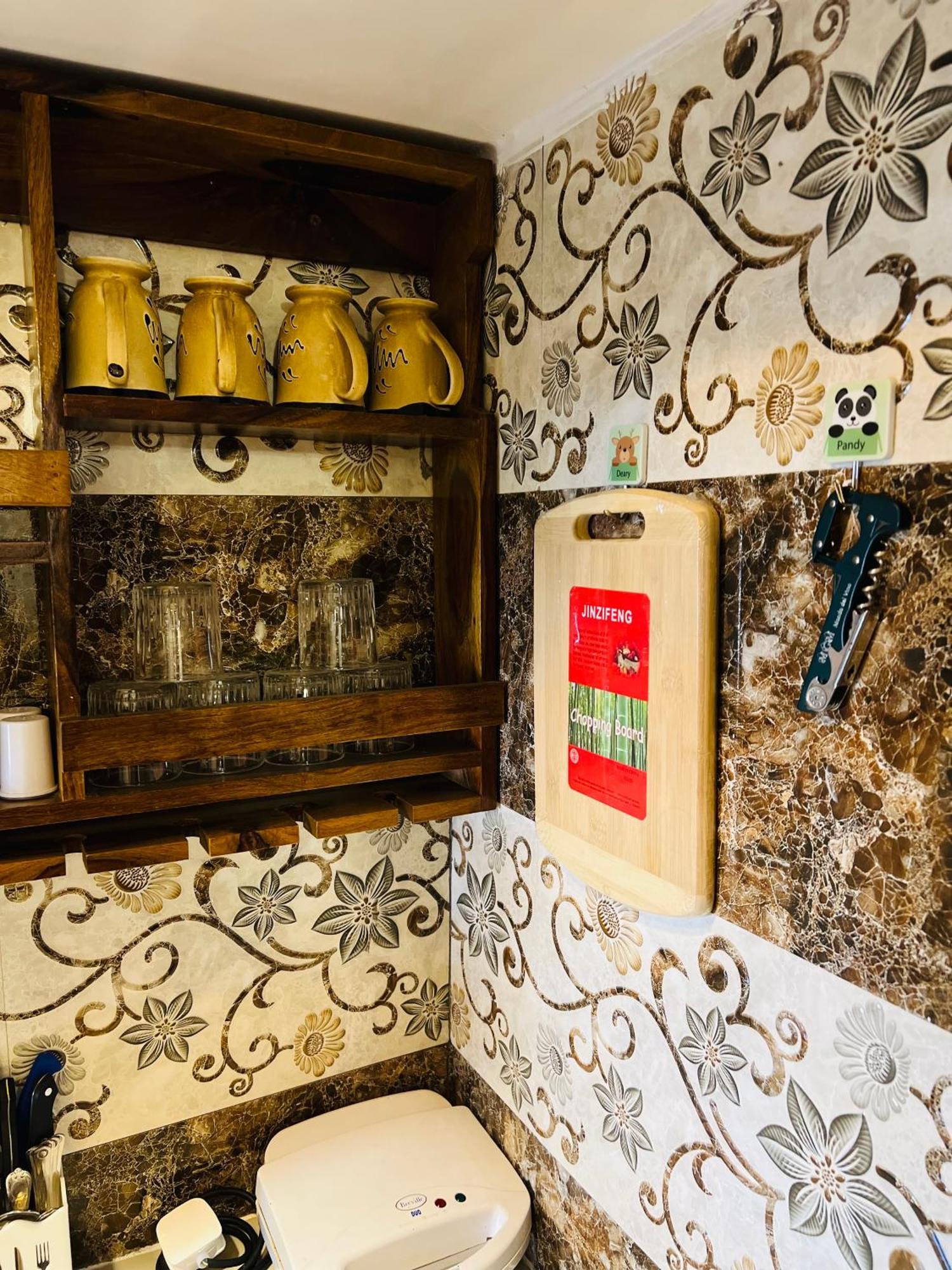 Bel Air Apartment New Delhi