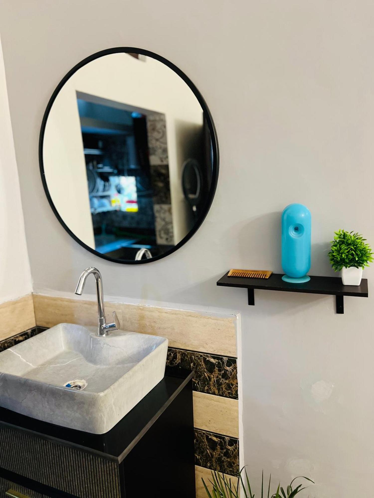 Apartment Bel Air New Delhi